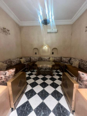 Quiet and comfy Ryad in Qarya Siahiya - 15 minutes on foot from Jamaa Al Fanaa through old town